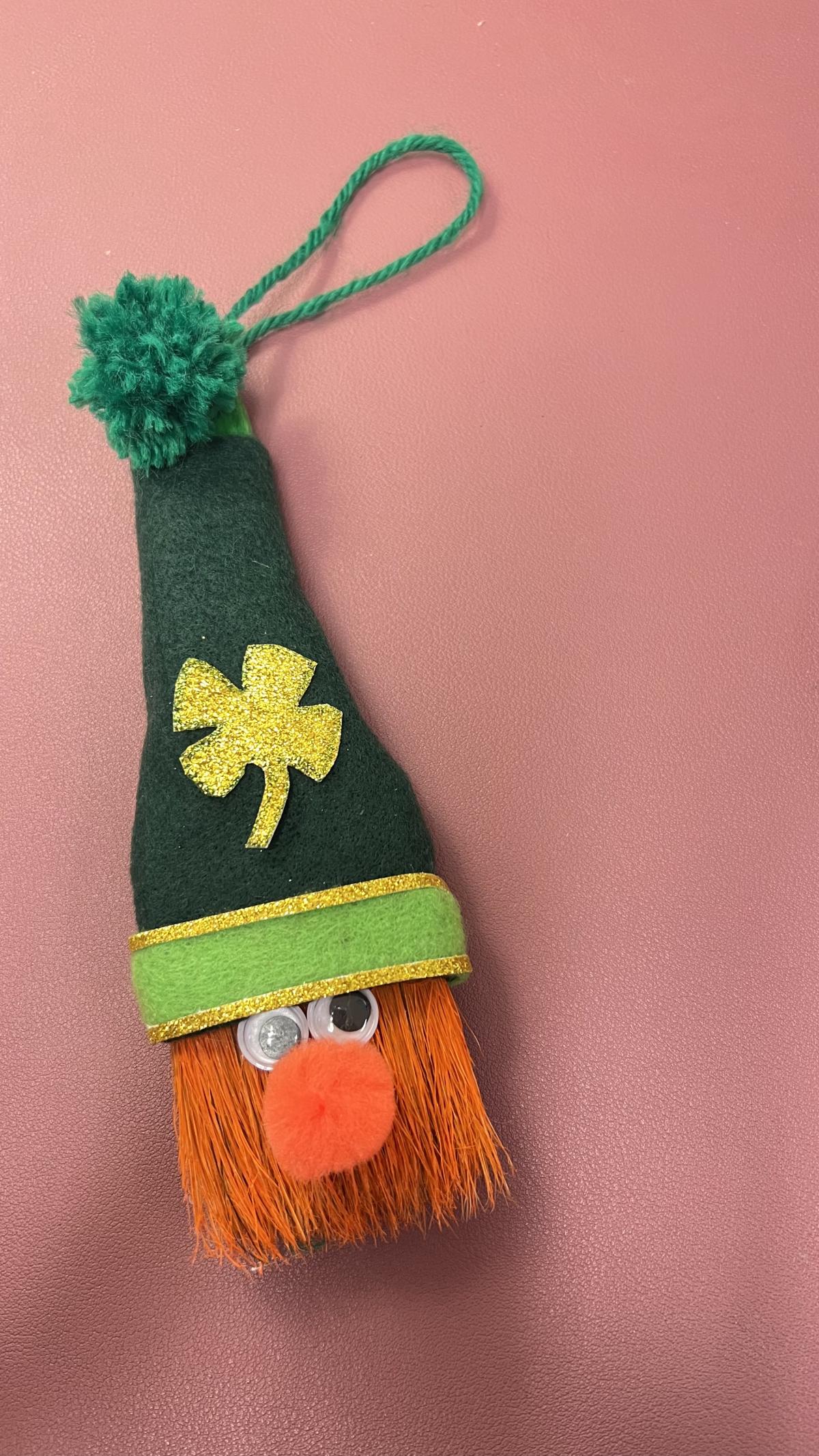 paint brush leprechauns